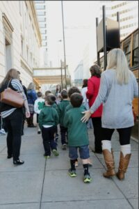 202308_more_arts_more_kids_courtesy_of_the_childrens_theatre_of_cincinnati_buses_and_kids_7_1